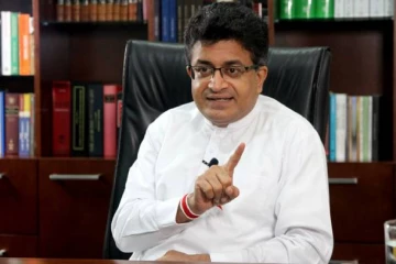 அருட்தந்தை சிறில் காமினியின் கருத்துக்கு உதய கம்மன்பில பதிலடி