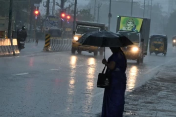 தமிழகத்தில் அடுத்த 5 நாட்களுக்கு கனமழை பெய்யும்.., எந்தெந்த மாவட்டங்களில் தெரியுமா?