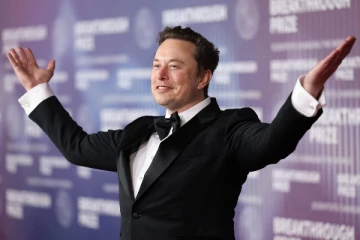 இதை செய்தால் தினமும் ஒருவருக்கு 8 கோடி பரிசு - எலான் மஸ்க் அதிரடி அறிவிப்பு