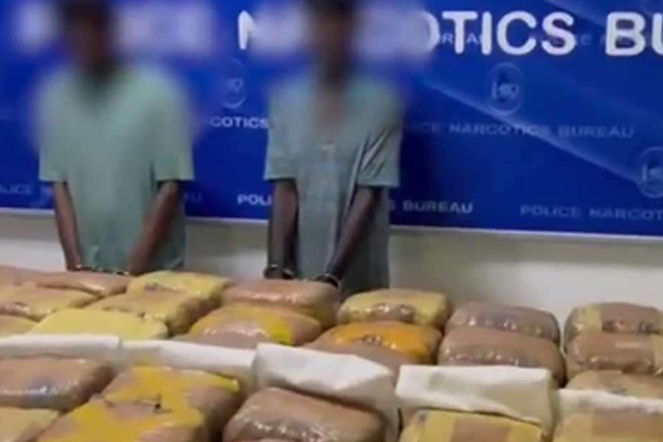 வீட்டில் பதுக்கி வைக்கப்பட்டிருந்த போதை பொருளுடன் இருவர் கைது | Two Arrested With Drugs Stashed In House Wattale
