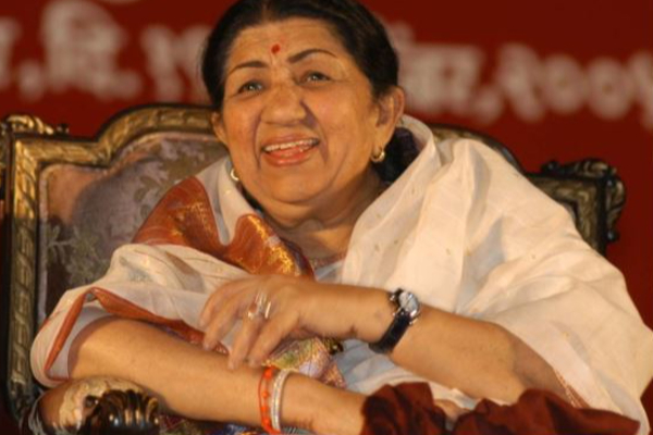 பாடகி லதா மங்கேஷ்கர் மறைவு - 2 நாட்கள் தேசிய துக்க அனுசரிக்கப்பு என தகவல் - தமிழ்நாடு