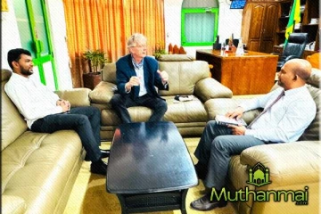 வரலாற்றுப் பேராசிரியர் இம்மானுவேலின் தென்கிழக்கு பல்கலைக்கழக விஜயம்