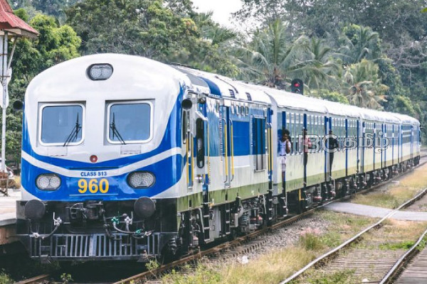 jaffna to colombo train