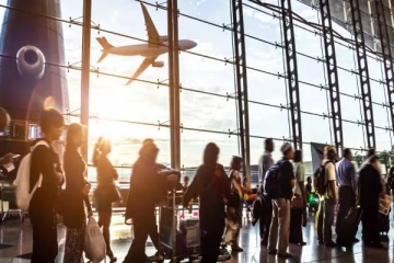 வெளிநாடொன்றை நோக்கி படையெடுக்கும் இலங்கை யுவதிகள்!