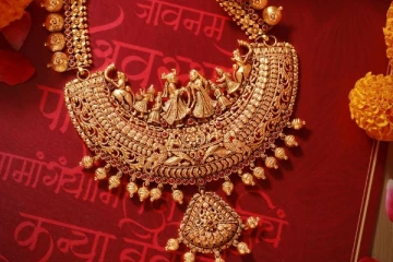 தங்கம் விலை சவரனுக்கு ரூ.560 குறைவு - மகிழ்ச்சியில் இல்லத்தரசிகள்!