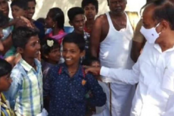 என்னை தெரியலையா? பதறிய ஹெச் ராஜா நடந்தது என்ன? | Karaikudi Raja Emotion Candidate Bjp