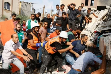 காசாவில் பலி எண்ணிக்கை 1,900 ஆக உயர்வு