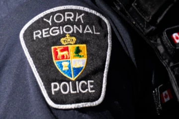 மார்க்கம் பகுதியில் இடம்பெற்ற துப்பாக்கிச் சூட்டில் ஒருவர் காயம்