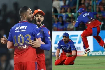 டெல்லி கேபிட்டல்ஸை தட்டித் தூக்கிய RCB