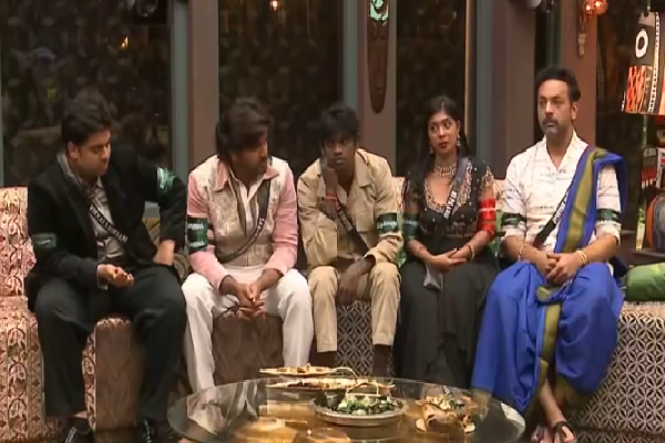 யாரும் எதிர்பார்க்காத டுவிஸ்ட் கொடுத்த விஜய் சேதுபதி - வெளியேறியது கனி இல்லையா? | Bigg Boss Tamil S9 30 11 Vijay Sethupathi Twist