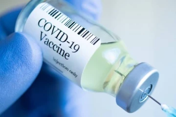 இலங்கையில் பூஸ்டர் தடுப்பூசி செலுத்தப்பட்டோரின் எண்ணிக்கை லட்சத்தை நெருங்கியது