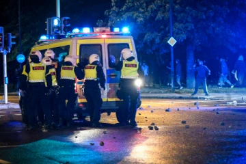 குரான் எரிக்கப்பட்டதால் சுவீடனில் விஸ்வரூபம் எடுக்கும் விவகாரம்!