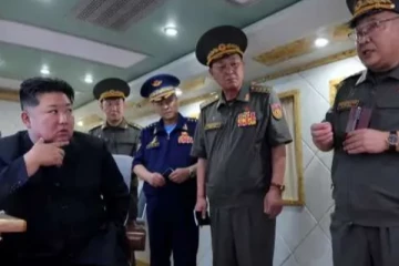 புதிய வான் பாதுகாப்பு ஏவுகணை அமைப்பை அறிமுகப்படுத்திய வடகொரியா