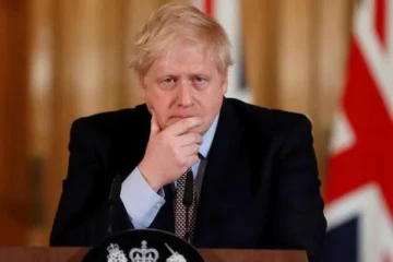 பிரித்தானியாவில் கொரோனா கட்டுப்பாடுகள் நெகிழ்த்தலை எதிர்த்து 1,200 அறிவியலாளர்கள் போர்க்கொடி