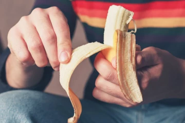 வாழைப்பழத்தை வெறும் வயிற்றில் என்ன நடக்கும் தெரியுமா? இனி இந்த பிழையை செய்யாதீர்கள்