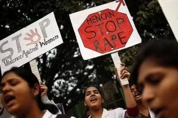 20க்கும் மேற்பட்ட பெண்கள்..வேலை வாங்கி தருவதாக கூறி துஷ்பிரயோகம்