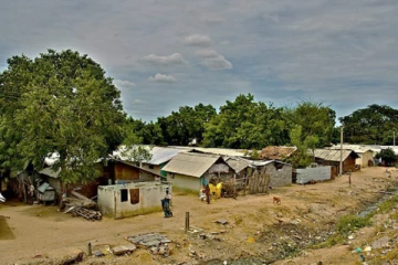 பெட்ரோலை மேலே ஊற்றி தீவைத்து தற்கொலை செய்து கொண்ட இலங்கை தமிழ் வாலிபர்! 23 வயதே ஆன நிலையில் விபரீதம்