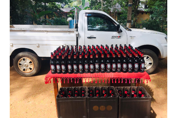 පොහොයදා  අලෙවියට   රැගෙන ගිය මත්පැන් තොගයක් කොටු  .... | Srilanka Exercise