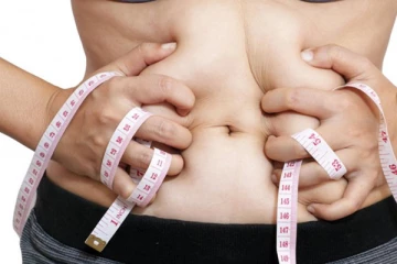 பிரசவத்துக்குப் பின் தொங்கும் சதையை இறுக்கமாக்குவது எப்படி ?