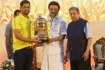 “தமிழர்கள் பச்சை தமிழர் என்றால் தோனி மஞ்சள் தமிழர் ” -  முதலமைச்சர் மு.க.ஸ்டாலின் பாராட்டு