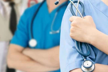 கனேடிய இளம் மருத்துவர்கள் ஏன் இப்படிச் செய்கின்றார்கள்?