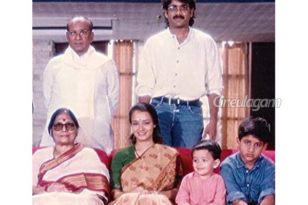 டாப் நடிகர்களாக கலக்கிவரும் சிறுவயதில் இருக்கும் இந்த பிரபலங்கள் யார் என்று தெரிகிறதா?- அட இவங்கதானா? | Top Cinema Actors Childhood Photo Goes Viral