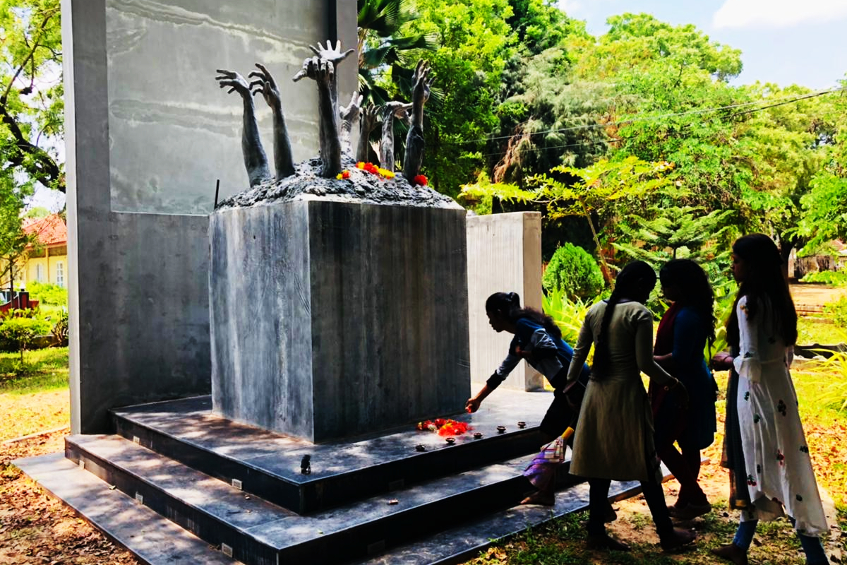 வலியுடையவர்கள் மட்டுமே போராடுகிறார்கள்; நாம் ஏன் இப்படி மாறினோம்? | Political Social Structure Eelam Tamil Community