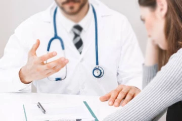 ප්‍රතිකාර ගැනීමට එන කාන්තාන්ට ලිංගික අඩත්තේට්ටම් කළ වෛද්‍යවරයෙක් ගැන අනාවරණයක්.