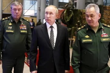 ரஷ்ய அதிகாரிகளுக்கு எதிராக சர்வதேச பிடியாணை