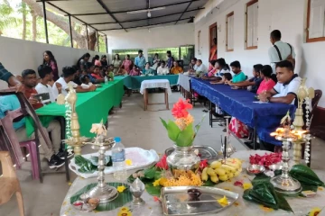 இன நல்லிணக்கத்திற்காக தென்னிலங்கை மாணவர்கள் யாழ்ப்பாணத்திற்கு விஜயம்