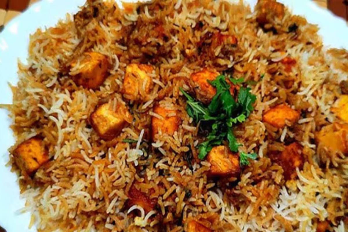 சிக்கன் பிரியாணிக்கே டஃப் கொடுக்கும் ஆம்பூர் ஸ்டைல் சோயா பிரியாணி! பண்ணலாமா? | Ambur Style Soya Chunks Biryani Recipe In Tamil