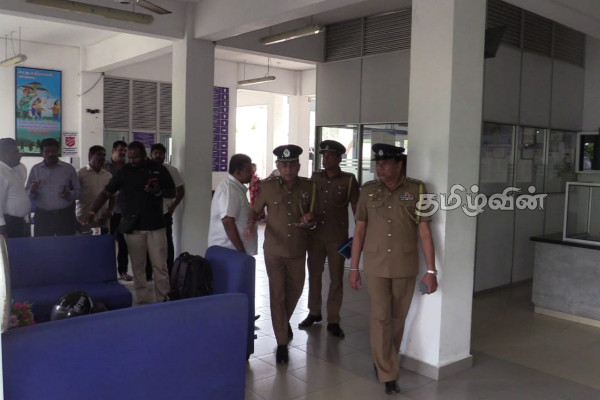 யாழ்.நகரப் பகுதிகளில் வாகன நெரிசலை தடுப்பதற்கு கலந்துரையாடல்(Photos) | Prevent Vehicular Congestion In Jaffna
