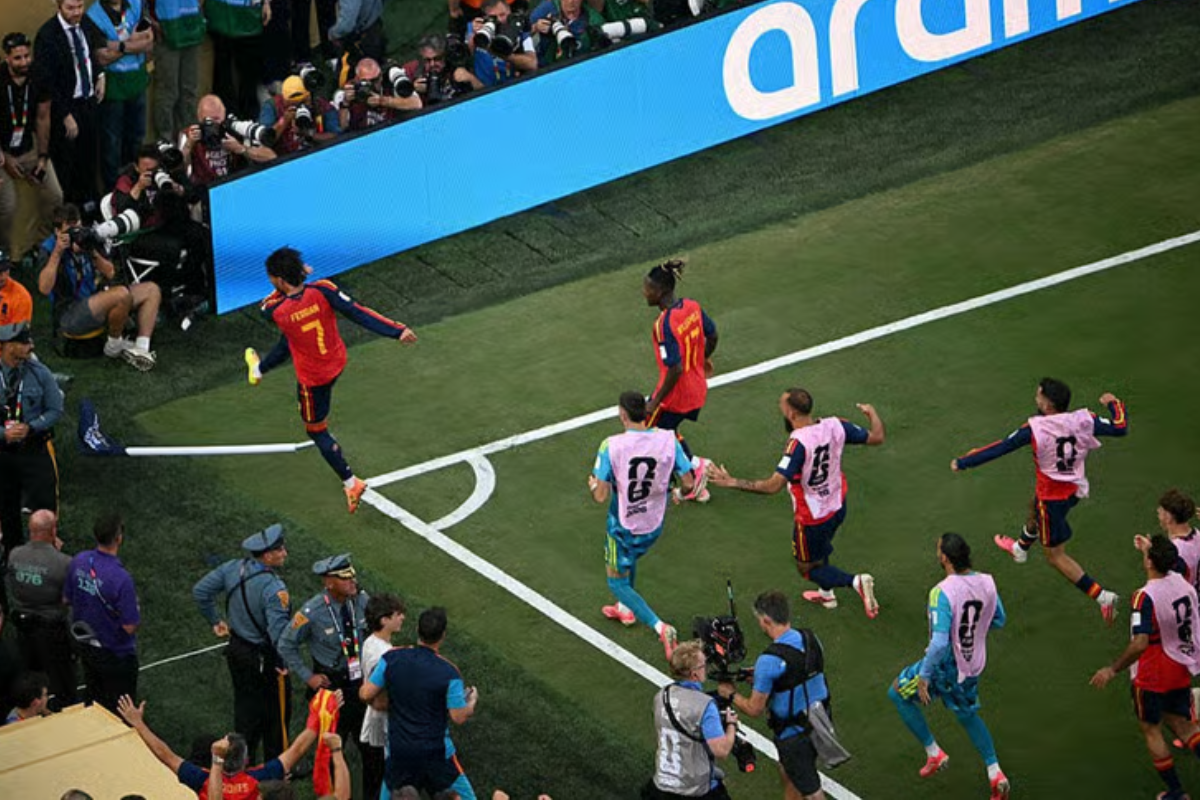 16 வருடங்களுக்கு பிறகு ஸ்பெயினின் அபார வெற்றி.. 2026 - FIFAவில் எதிர்பாராத திருப்பம்! | Fifa World Cup 2026 Spain Argentina Zero Goals 16 வருடங்களுக்கு பிறகு ஸ்பெயினின் அபார வெற்றி.. 2026 - FIFAவில் எதிர்பாராத திருப்பம்! | Fifa World Cup 2026 Spain Argentina Zero Goals