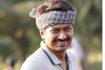 உதயநிதி ஸ்டாலினுக்கு தந்தையாக நடிப்பவர் இவரா.. யாரும் எதிர்பார்க்காத ஒரு நடிகர்