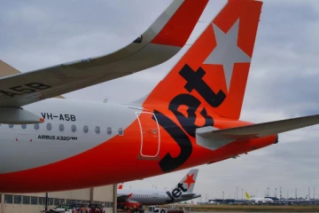 வெடிமருந்துகளுடன் விமானத்தில் ஏறிய 17 வயது இளைஞனால் பயணிகள் அதிர்ச்சி!