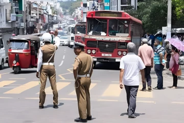 රථවාහන ගමනාගමනය සීමා - රියදුරන්ට හා ජනතාවට විකල්ප මාර්ග - පොලිසියෙන් මහජනතාවට ඉල්ලීමක්