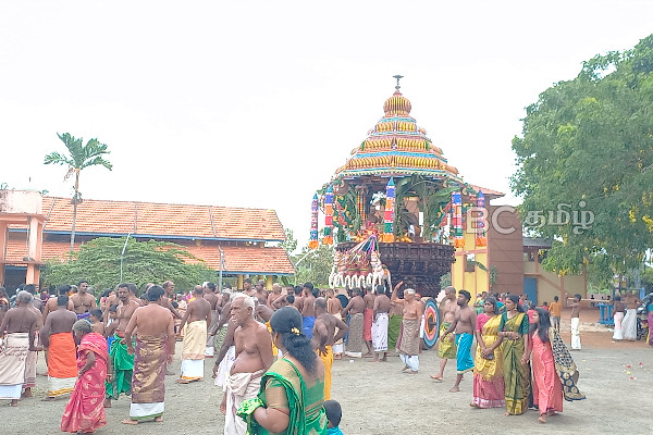 நடராஜ அம்பலவாணர் விநாயகர் ஆலயத்தின் தேர்த்திருவிழா இன்று! | Atchuveli Vinayagar Temple Chariot Festival Today