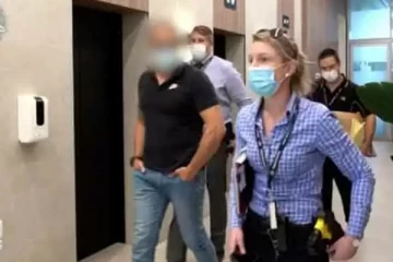 54 பெண்களை நிர்வாணப்படுத்தி பாலியல் வன்கொடுமை செய்த 45 வயது நபர் - நடுங்க வைத்த அதிர்ச்சி சம்பவம்