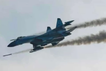 அமெரிக்க ட்ரோன் மீது எரிபொருளை ஊற்றி தாக்குதல் நடத்திய ரஷ்ய விமானம் : பதட்டத்தில் உலக நாடுகள்