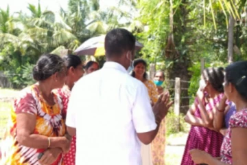 மக்களின் எதிர்ப்பையும் மீறி குடியிருப்புக்களின் மத்தியில் அமைக்கப்படும் தொலைத்தொடர்பு கோபுரம்!
