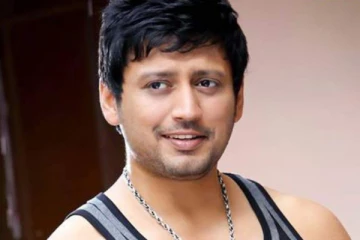 அந்த மாறி செயல்களை செய்து என்னை கோவப்படுத்தினார்.. நடிகர் பிரசாந்த் பற்றி பிரபல நடிகை பேச்சு