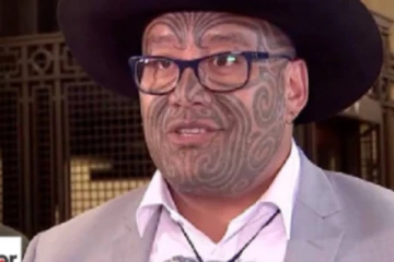 நியூசிலாந்து பாராளுமன்றத்தில் டை அணிவது கட்டாயமில்லை; ஏன் தெரியுமா?