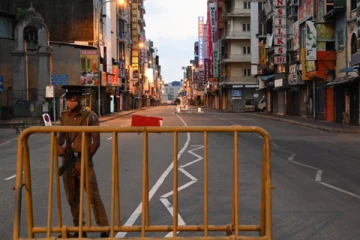 மாகாணம் விட்டு மாகாணம் செல்ல யாருக்கு அனுமதி உண்டு? பொலிஸாரின் அறிவிப்பு