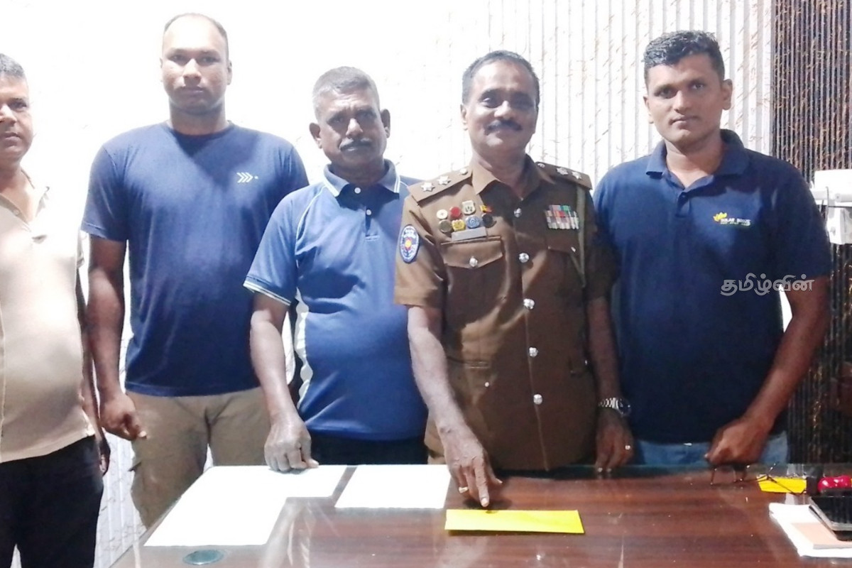 பொலிஸாரிடமிருந்து தப்பிக்க பல மாடிகளுக்கு பாயும் பெண் - இரகசியமாக சுற்றிவளைத்த பொலிஸார் | Woman Arrested With Drugs
