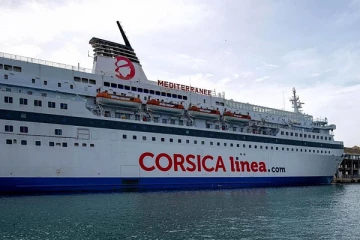 போருக்குத் தப்பி வந்த உக்ரைனியர்களுக்காக பிரான்சில் ஒரு மிதக்கும் குடியிருப்பு: வெளியாகியுள்ள வீடியோ