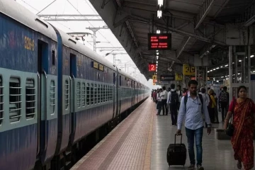 இந்தியாவில் பெயரே இல்லாத ரயில்வே ஸ்டேஷன் - மர்மமான நடைமுறை