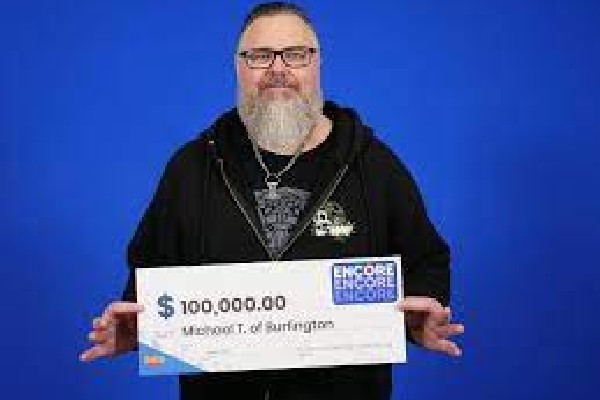 கனவில் தோன்றிய இலக்கங்கள்; கிடைத்தது பேரதிஷ்டம் | Ontario Man Scores Big Lottery Win Playing