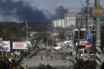 உக்ரைன் தலைநகரை சுற்றி வளைத்து வான்வழி தாக்குதல்: 17வது நாளாக தொடரும் போர் நிலவரம்