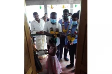 கிளிநொச்சியில் தேசிய வீடமைப்பு அதிகாரசபையின் ஊடாக வழங்கப்பட்ட இரண்டு வீடுகள் பயனாளிகளிடம் கையளிப்பு