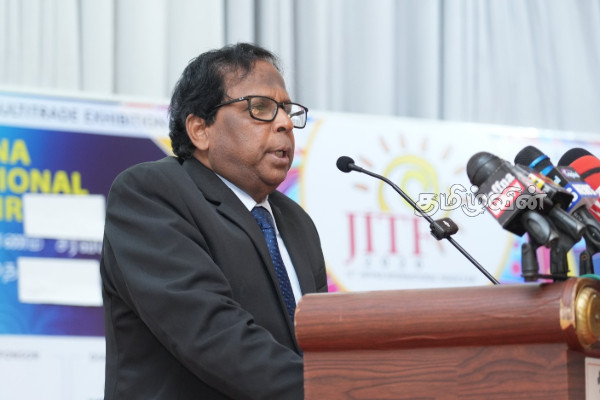 பொருளாதார உந்துசக்தியாக யாழ்ப்பாணம் மாற வேண்டும் : வடக்கு ஆளுநர் | Northern Province Governor N Vedhanayakan Speech பொருளாதார உந்துசக்தியாக யாழ்ப்பாணம் மாற வேண்டும் : வடக்கு ஆளுநர் | Northern Province Governor N Vedhanayakan Speech